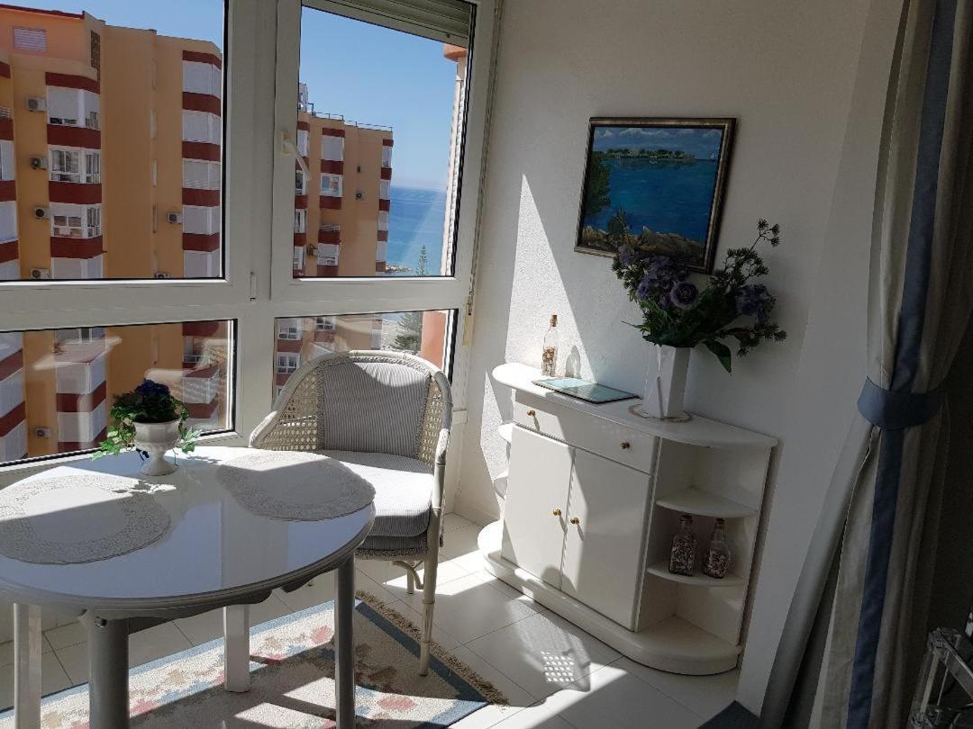 Luxury Studio Apartment 2 Night Minimum Stay Until June 31St!! تورّوكس كوستا المظهر الخارجي الصورة